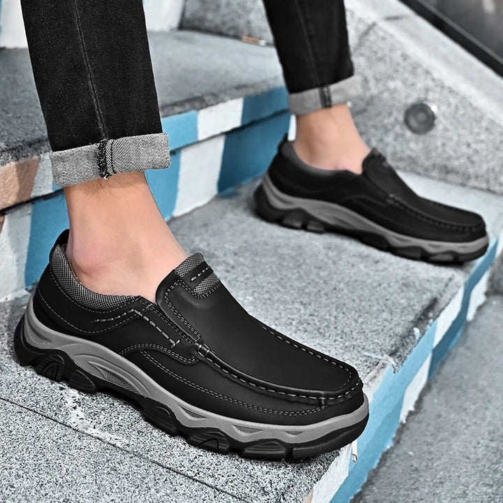 Detail of the heel on Dakota men's durable leather loafers, built for everyday use