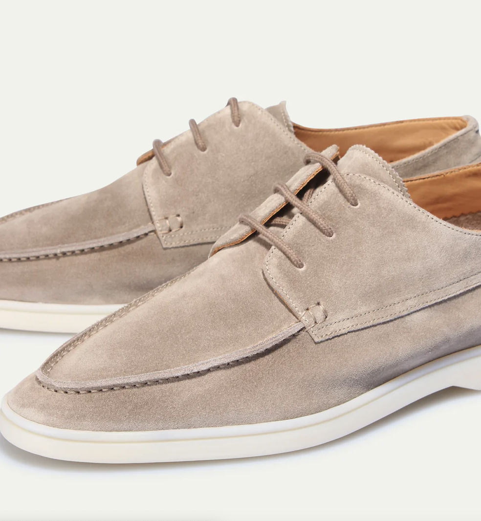 Men's dark blue lace-up loafers, moc toe, classic comfort & modern style, ideal for versatile smart casual.