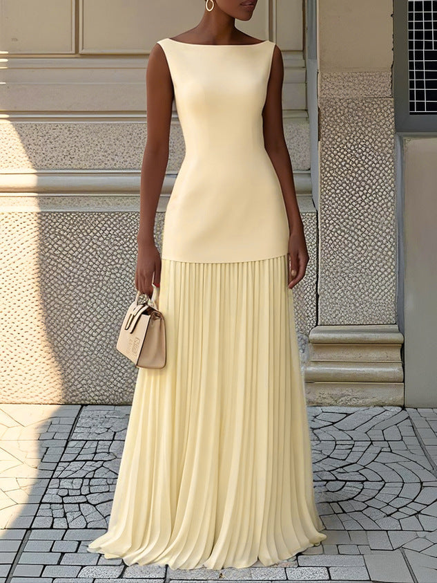 Sophisticated women's elegant pleated maxi dress with boat-neck, ideal for formal and special occasions.
