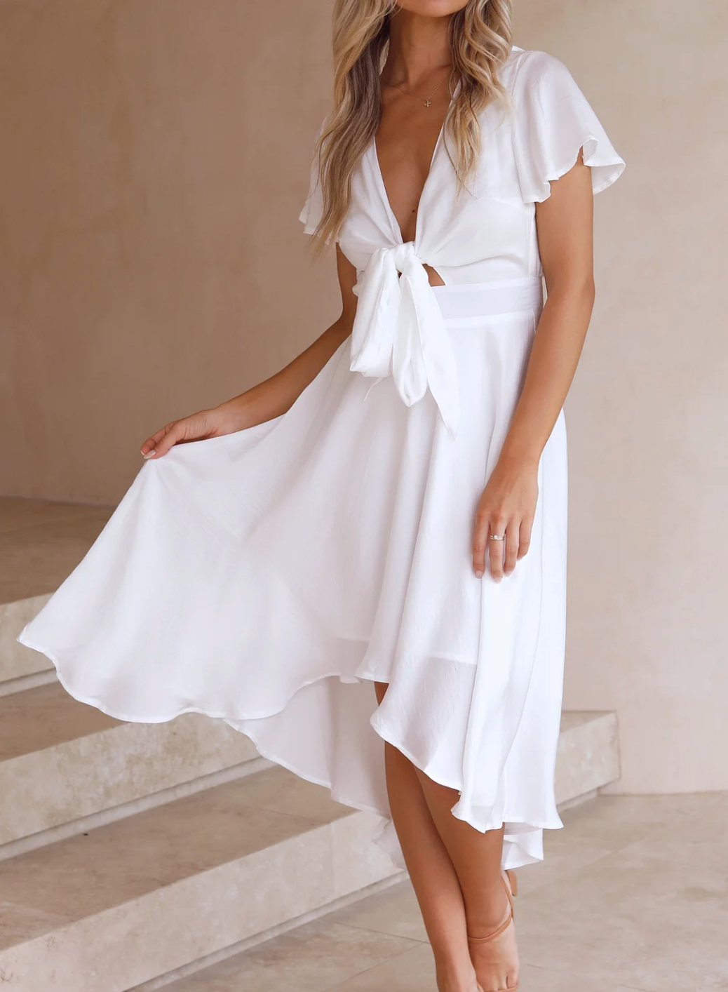 Flattering Amira women's short sleeve midi dress, lightweight and elegant for summer; ideal for any occasion.