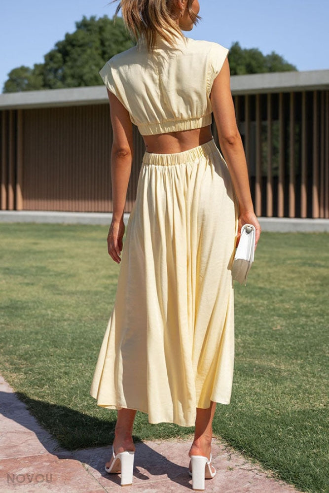 Stylish women's sleeveless midi dress, elegant with a stand neck & chic waist cut-out.