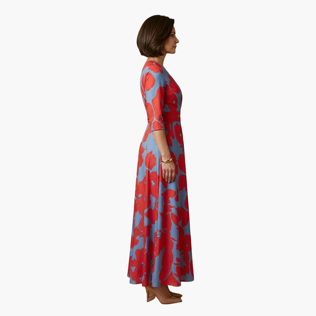 Casual chic women's floral V-neck maxi dress, versatile for daily wear or summer gatherings.