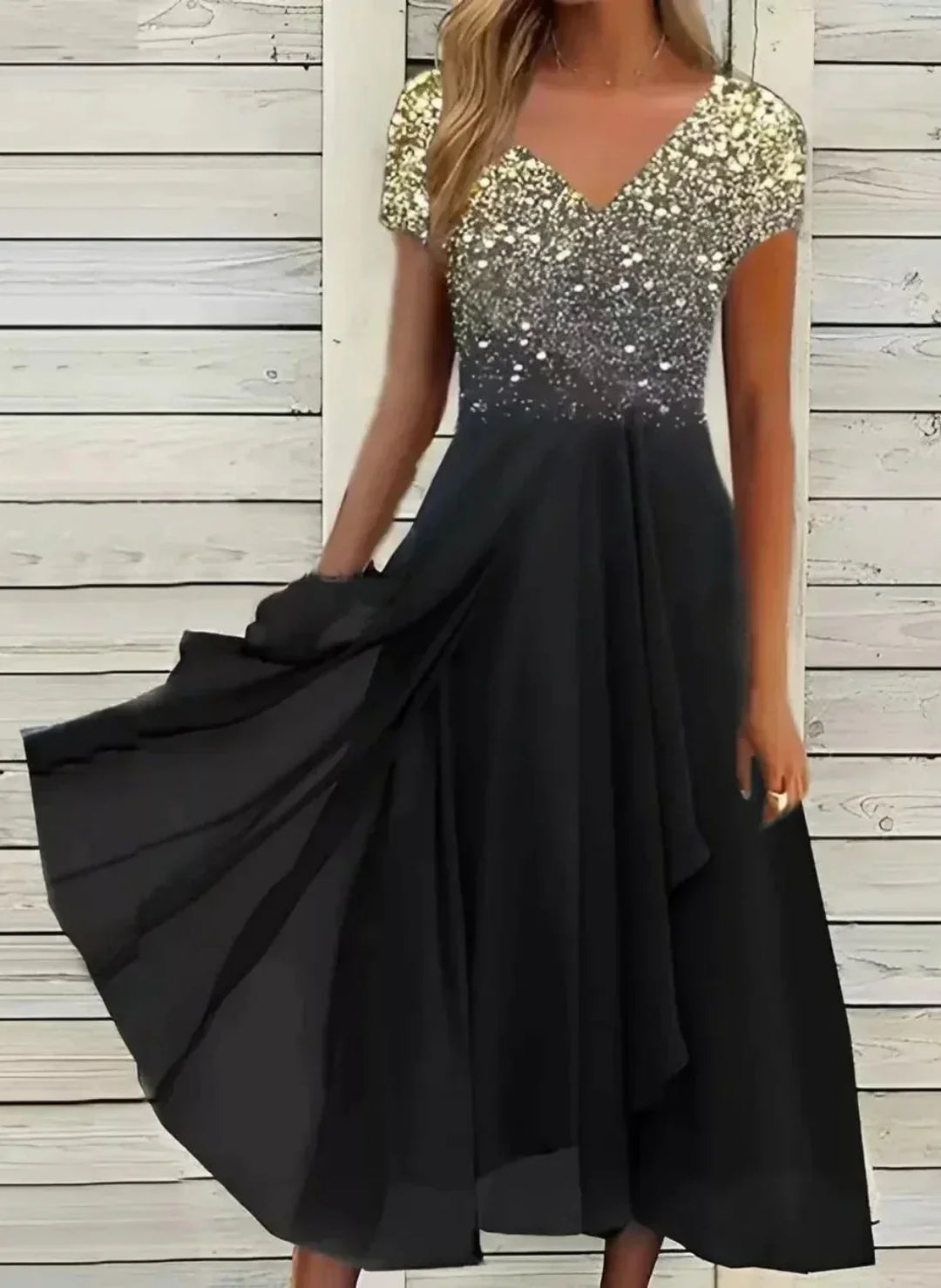 Sophisticated women's maxi dress. A long, elegant gown ideal for evening wear, parties, or special events.