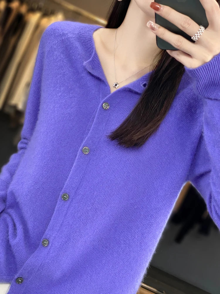 Stylish women's knit pullover, a warm merino wool O-neck sweater ideal for everyday wear