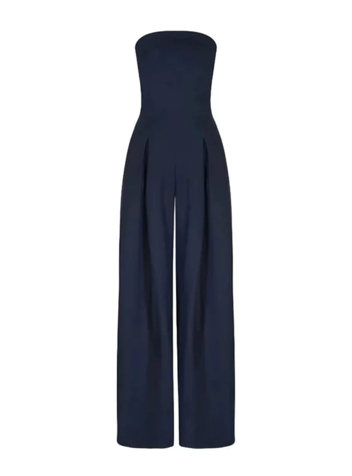 Fashionable women's strapless wide-leg jumpsuit, a stylish choice for parties, evening wear, and summer.