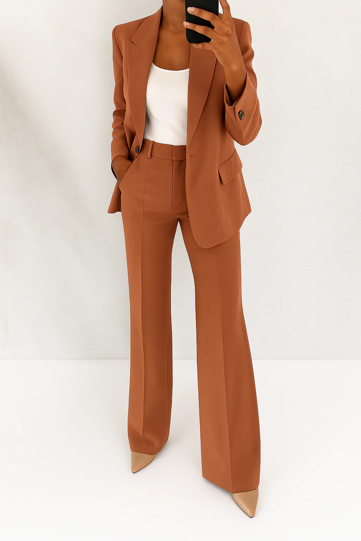 Versatile women's elegant blazer & wide leg pants set. Ideal for events, office, or professional outfits.