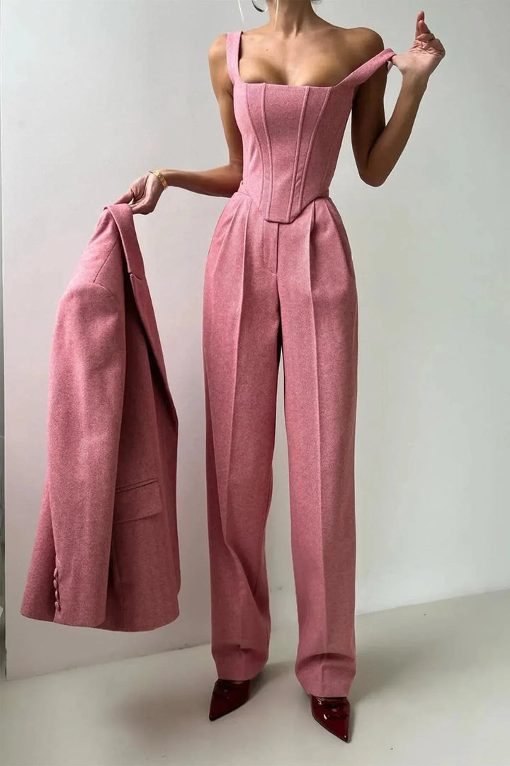 Women's versatile matching set: corset bustier, flowy wide leg pants & a stylish oversized blazer.