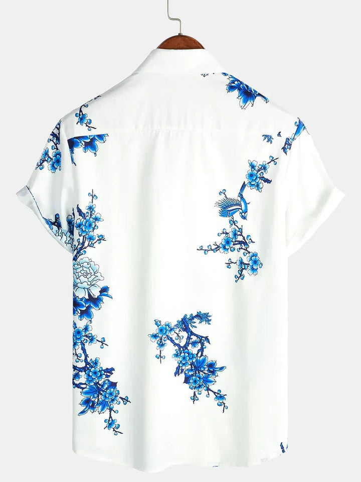 Breathable men's floral print shirt, ideal for summer fashion & leisure activities.