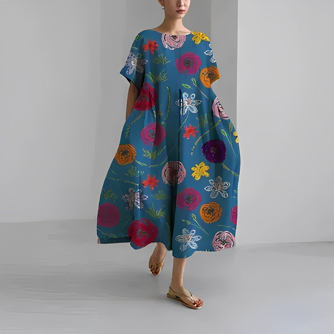 Flowy Boho summer dress with romantic floral print, offering a chic and timeless look, perfect for warm-weather occasions.