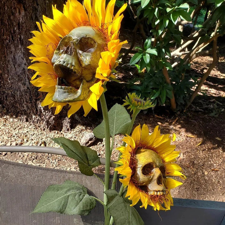 Halloween Skull Sunflower Decor - Outdoor Gothic Stakes - Lexians