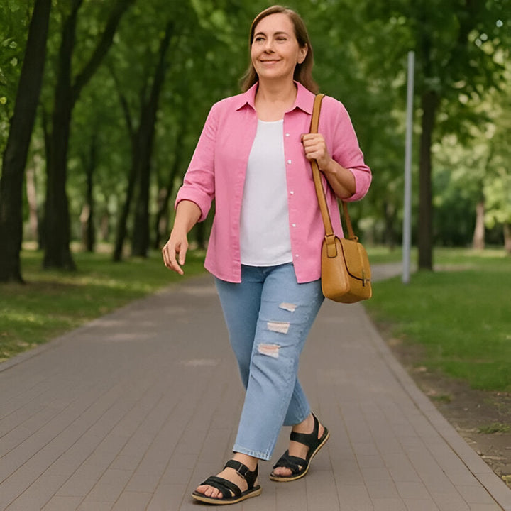 Adjustable women's sandals, perfect for any summer outfit, featuring orthopedic comfort.