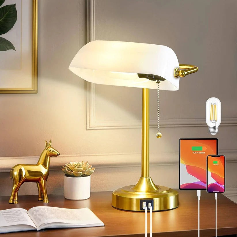 Vintage retro banker lamp with built-in USB & Type C charging. Ideal for office desk, study, or reading. LED light.