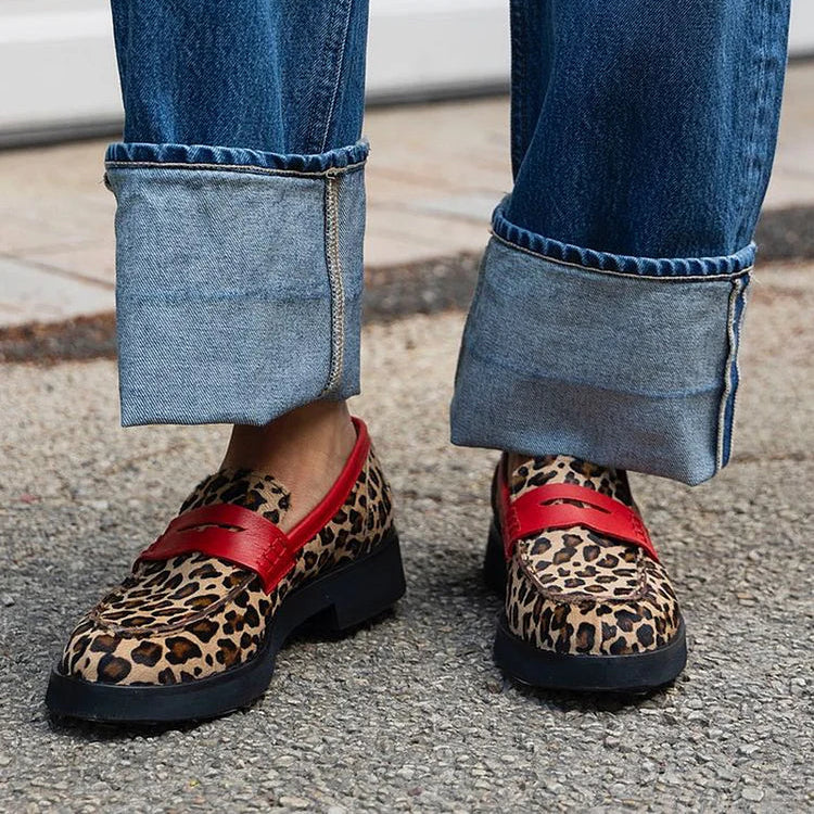 Women's leopard print orthopedic loafers with arch support, slip-on style for all-day comfort & everyday wear.