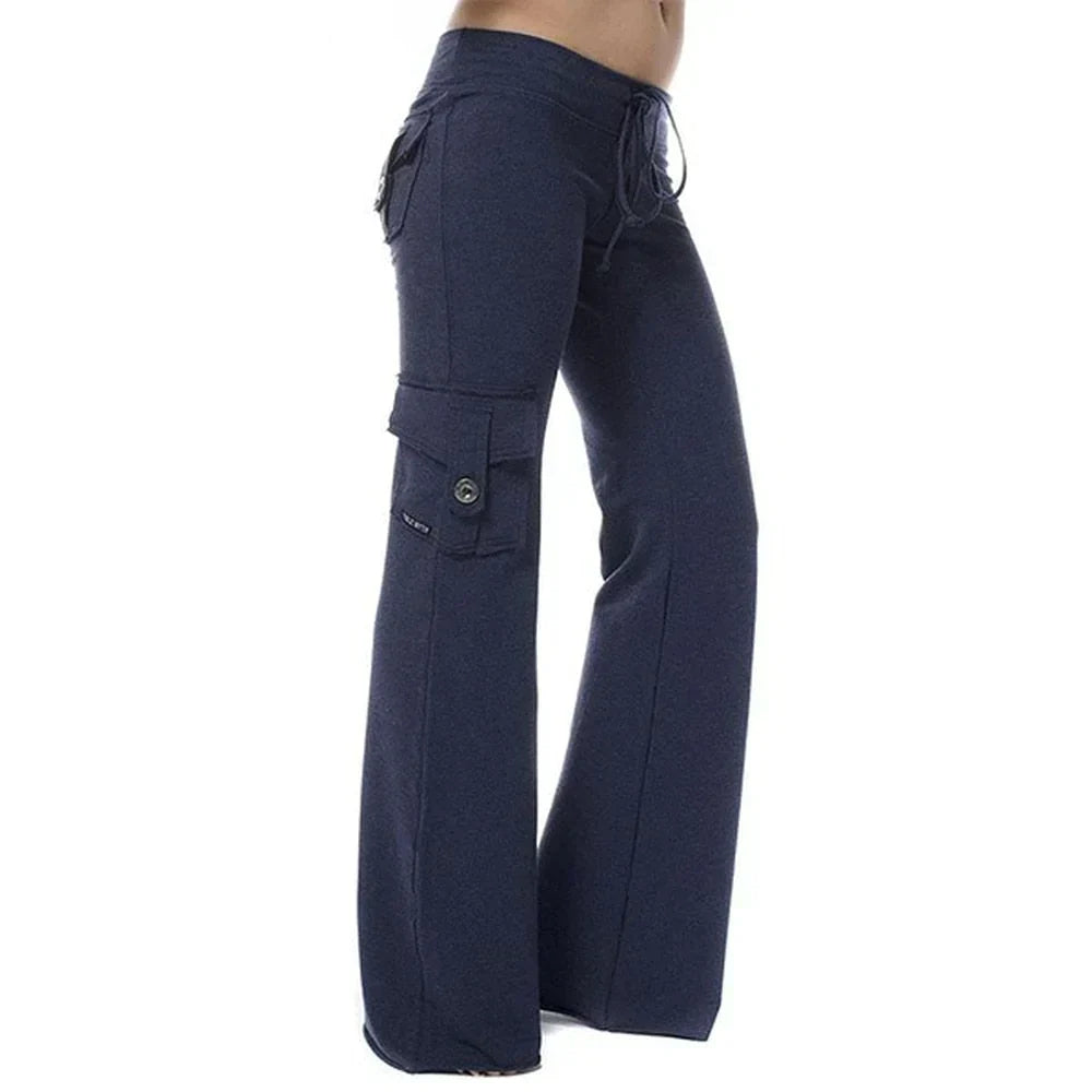 Casual women's bootcut cargo pants, a comfortable choice with practical pocket storage.