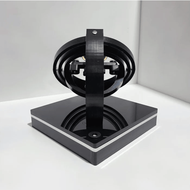 Unisex automatic watch winder with silent motor, perfect for organizing and displaying luxury timepieces.