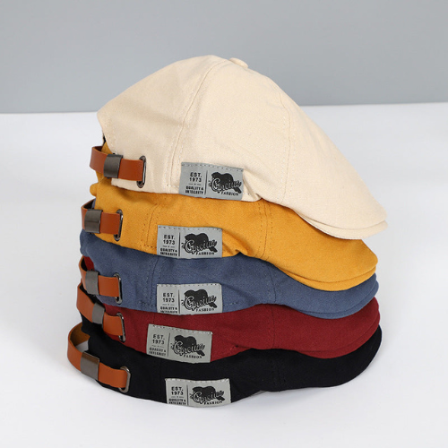 Unisex adjustable beret, a stylish fashion headwear accessory for men. Modern and comfortable.