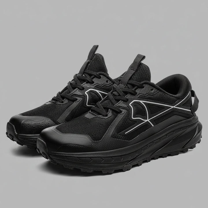 Men's everyday shoes in black, versatile and comfortable for walking and athletic activities.