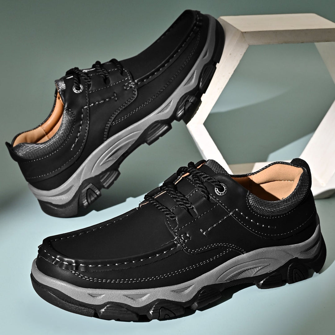 Men's comfortable orthopedic loafers with laces, ideal for daily commutes and active lifestyles