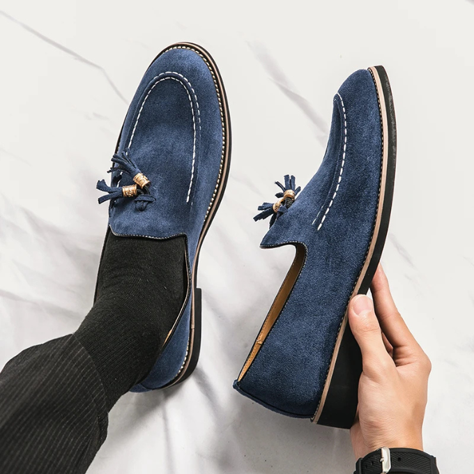 Men's formal velvet tassel loafers in a rich jewel tone, comfortable slip-on shoes