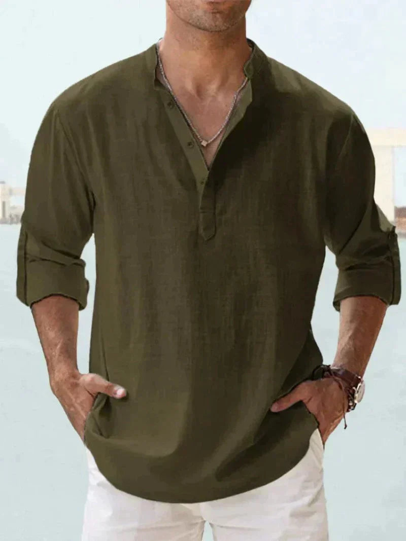 Men's vacation shirt, casual button-up longsleeve for sunny summer beach outings.