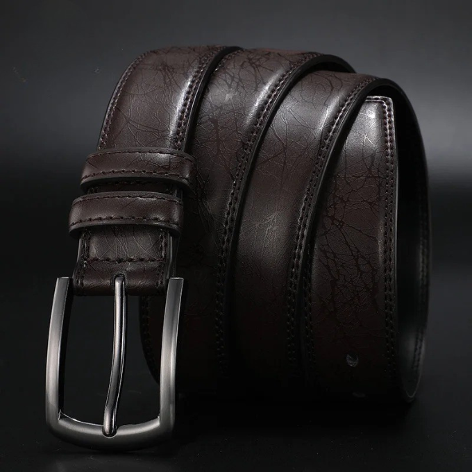 Genuine leather men's belt in a casual style with a sturdy gunmetal buckle for lasting use.