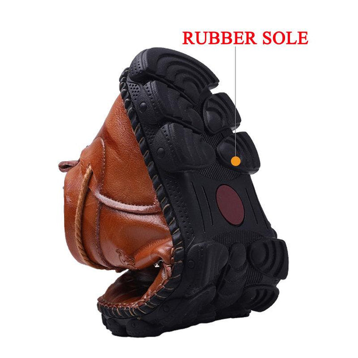 Premium men's casual hand-stitched leather ankle boots, a durable and comfortable footwear choice.