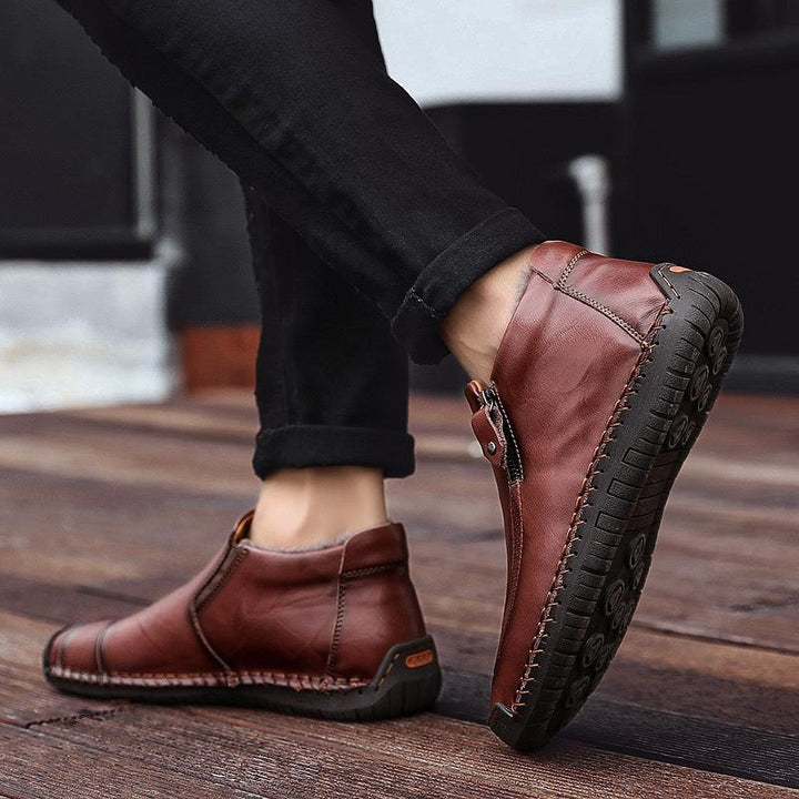 Fashionable Men's Handcrafted Leather Ankle Boots, versatile casual shoes