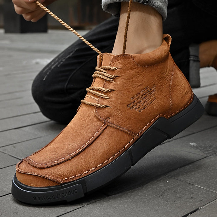 Durable men's high-top winter boots, quality leather with a soft sole for cold weather.