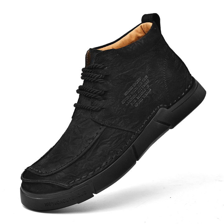 Premium men's high-top winter boots, leather finish with a soft orthopedic sole for comfort.