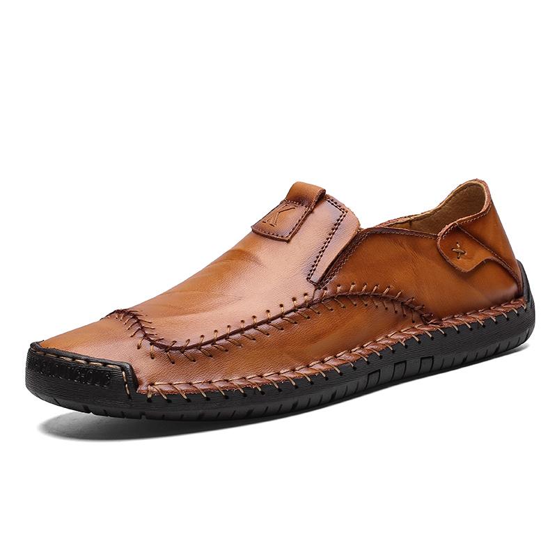 Men's casual leather shoes, hand stitched, with a soft non-slip sole, ideal for everyday comfort