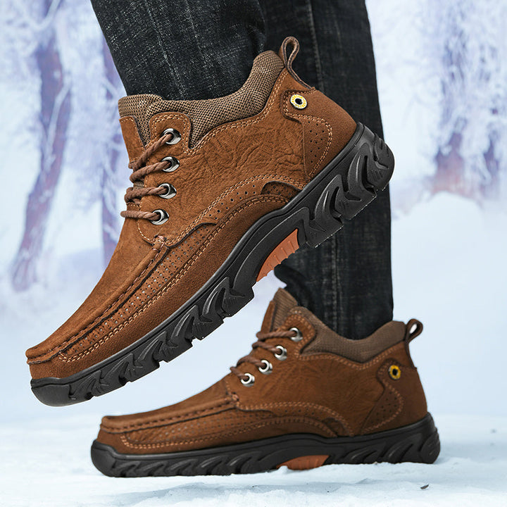 Comfortable men's suede boots, ideal short boot for everyday wear