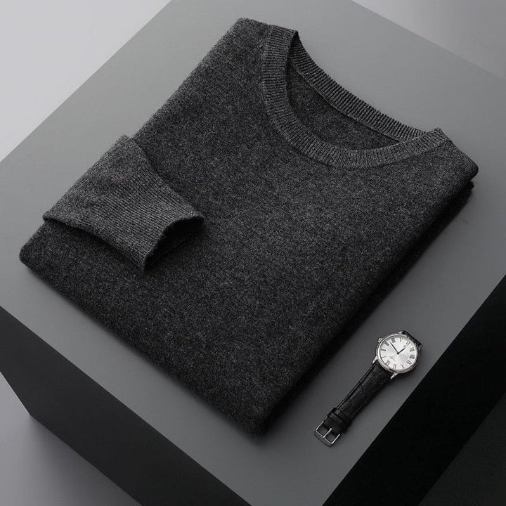 Versatile men's crewneck knit sweater, light grey, perfect for everyday casual wear