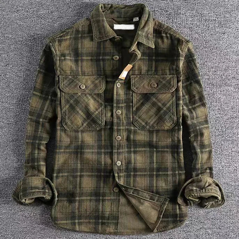 Men's casual plaid flannel shirt, long sleeve button-up, perfect for winter wear & everyday fashion.