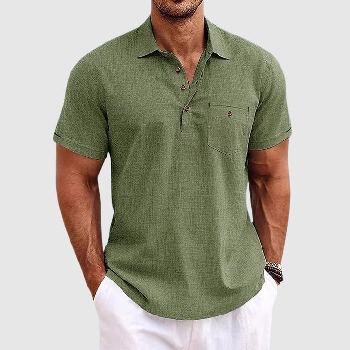 Versatile men's short-sleeve polo shirt. Casual summer top for warm weather, offering relaxed fit & stylish comfort.
