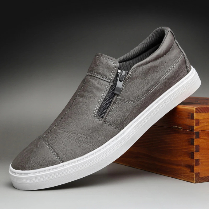 Lightweight men's sneakers featuring a convenient zip closure and stylish leather-look finish