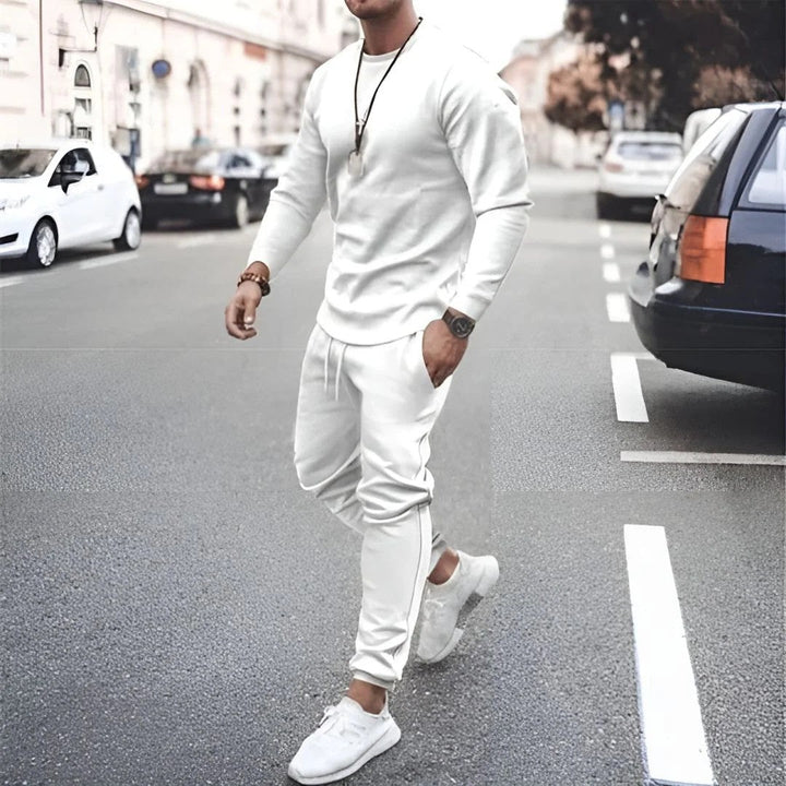 Stylish men's tracksuit set featuring a comfortable top and joggers, ideal for casualwear and menstyle.