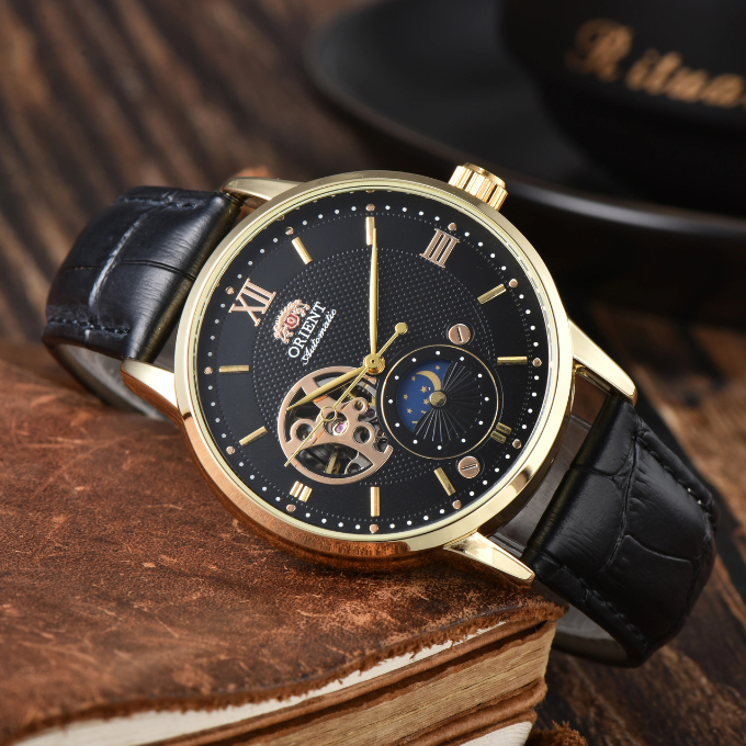 Elegant men's dress watch with an automatic movement and a refined leather band