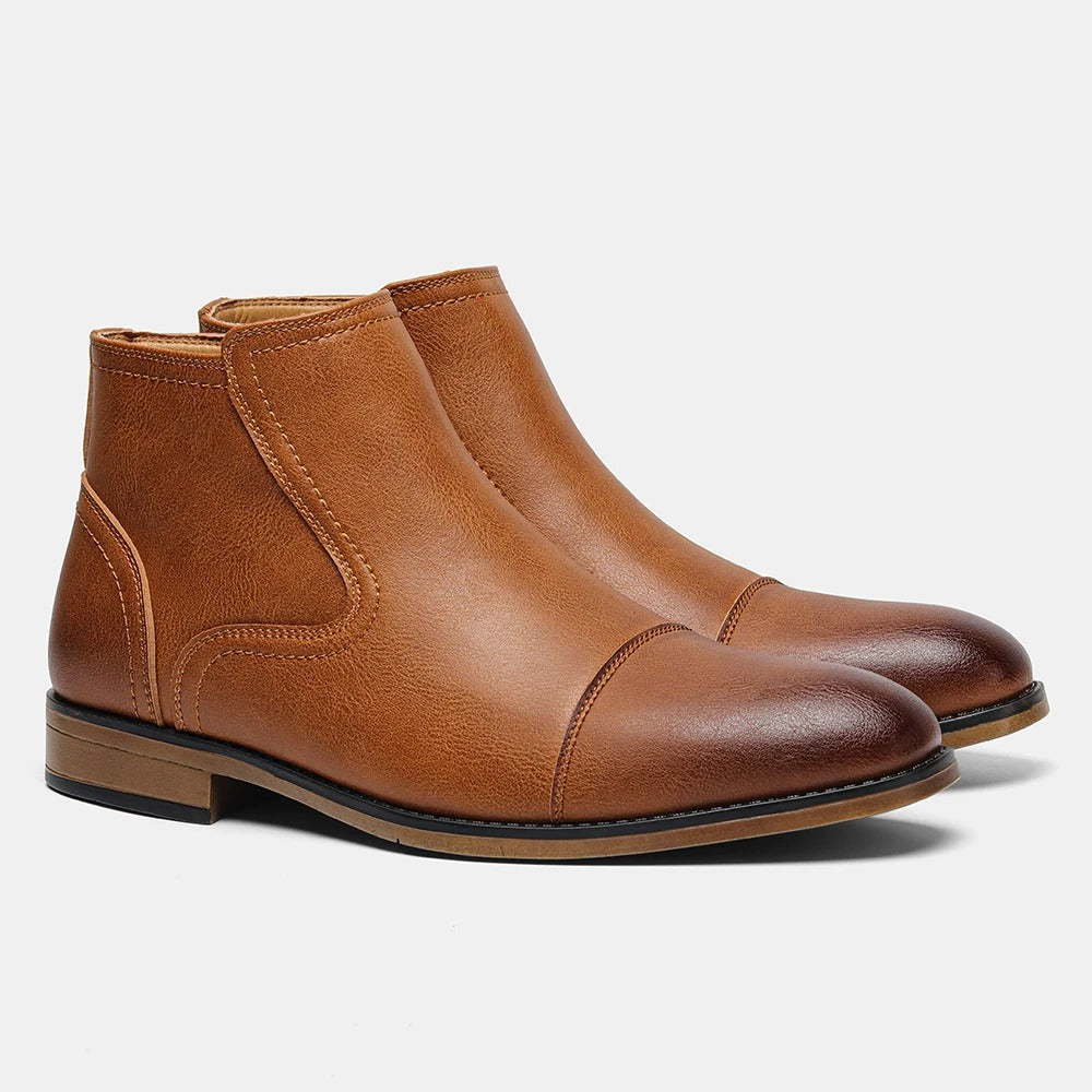 Comfortable men's brown casual Chelsea boots with side-zip, perfect for all-day wear and autumn outfits.