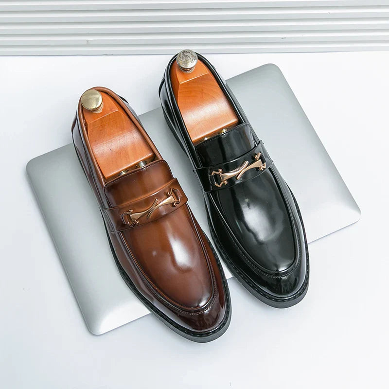 Stylish men's black loafers, perfect for adding a touch of classic style to any formal footwear collection.
