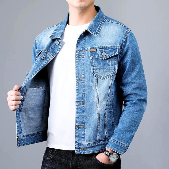 Men's tapered fit denim jacket in blue, a timeless piece for any casual outfit