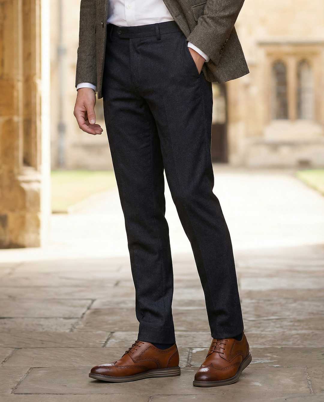 Stylish men's leather brogue oxford dress shoes for a sharp business casual look & classic fashion.
