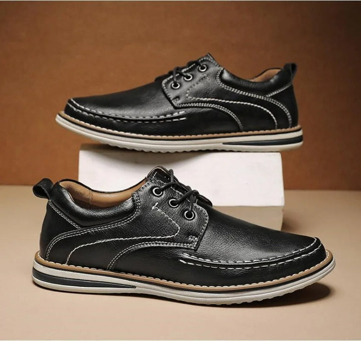 Everyday black leather moc toe Oxford shoes, combining style and comfort