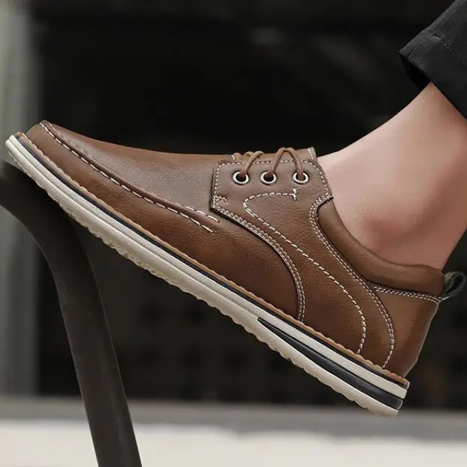 Brand new black leather moc toe Oxford dress shoes, suitable for office
