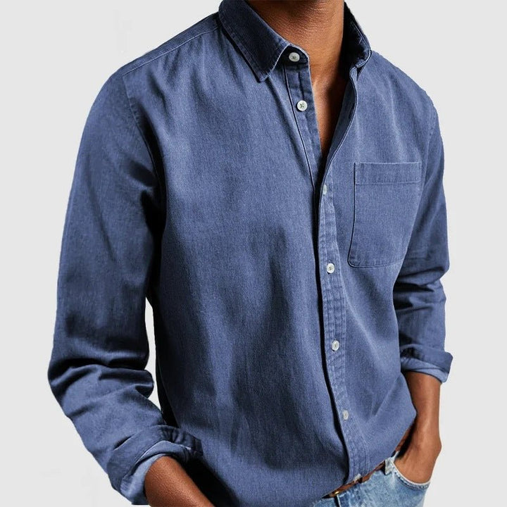 Versatile men's classic fit long sleeve button down shirt. Ideal for smart casual or everyday occasions.