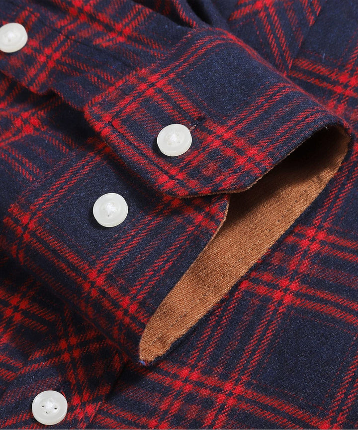 Men's apparel: Black and dark blue plaid flannel shirt, simple and classic design