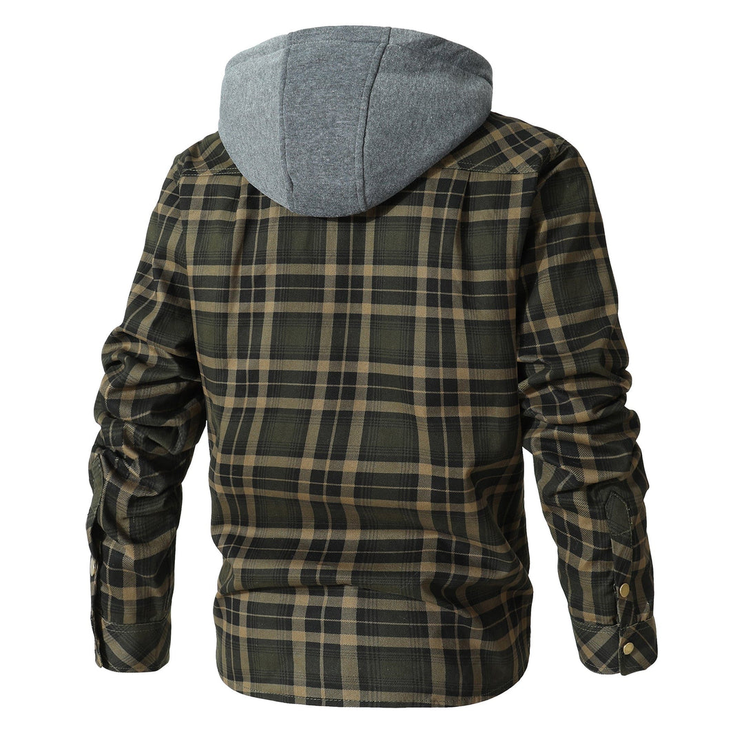 Interior view of a men's quilted lining flannel jacket, emphasizing its thermal insulation properties.