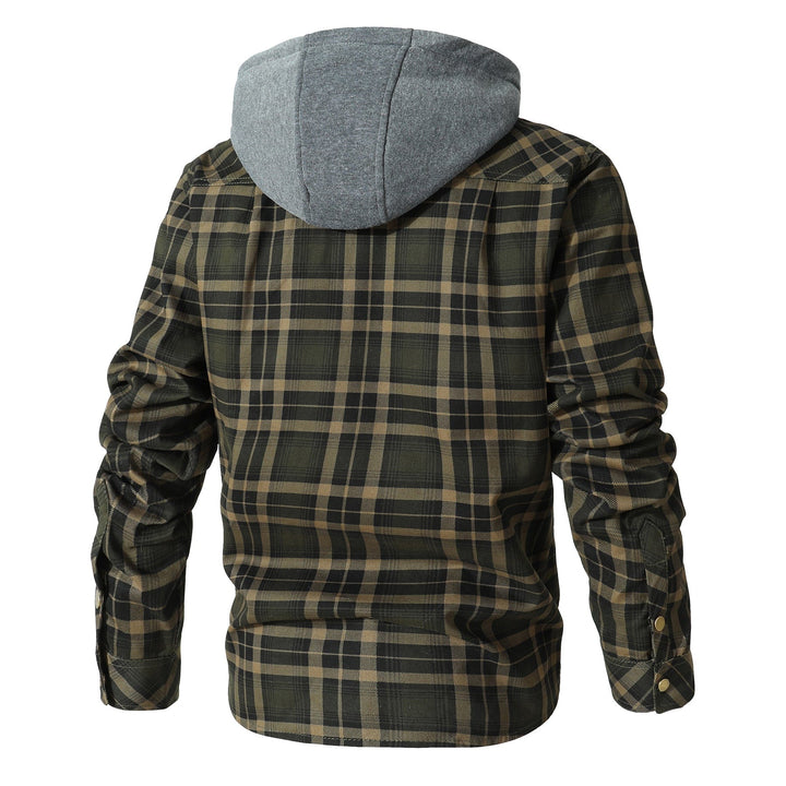 Interior view of a men's quilted lining flannel jacket, emphasizing its thermal insulation properties.