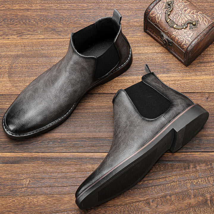 Men's casual Slip-On Chelsea Boots, light brown leather, durable sole, suitable for everyday wear