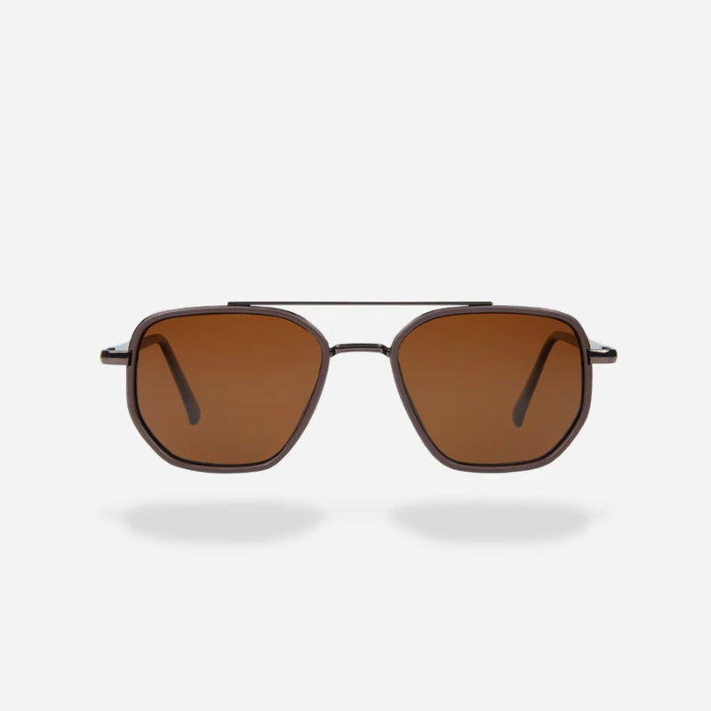 Close-up of men's polarized urban sunglasses, highlighting metal frame and dark lenses, essential eyewear accessory