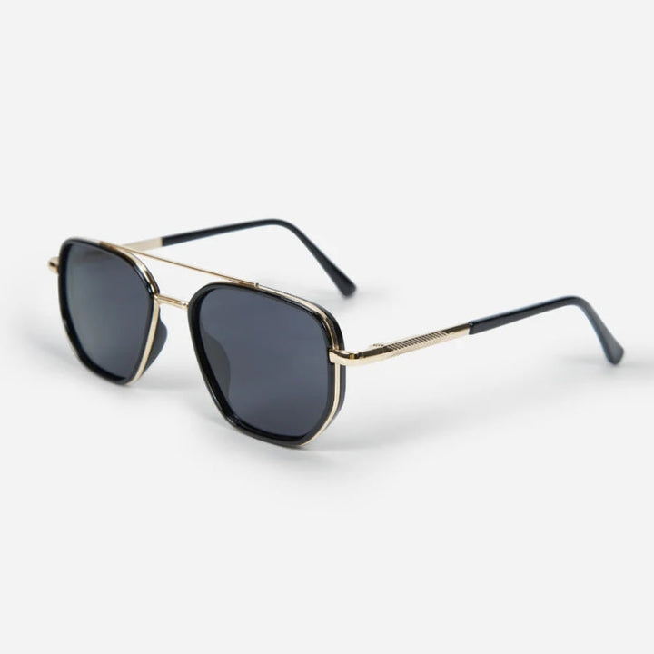 Stylish men's polarized urban sunglasses, perfect for daily wear and UV protection, a key men's fashion accessory